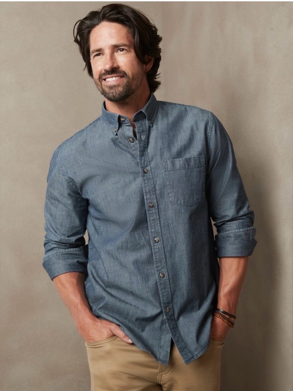 Banana Republic Men's Blue Button-Down Chambray Shirt